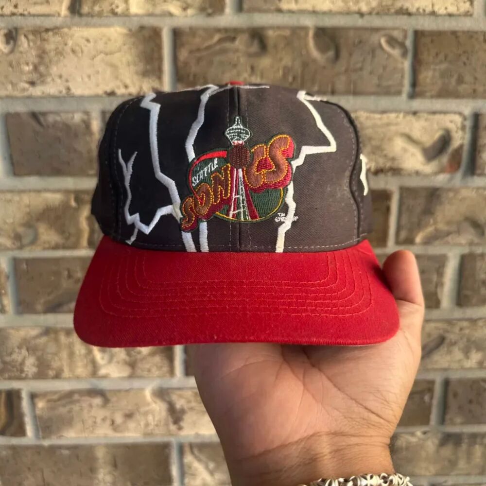 Vintage NBA Seattle SuperSonics Lightning Snapback Hat RARE ADULT